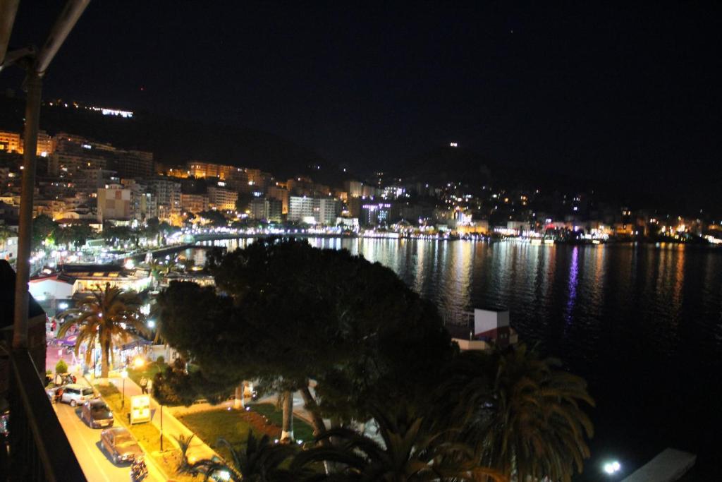 Hotel Kaonia Sarandë Exterior foto